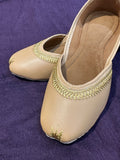 Champagne Gold Embroidered Punjabi Jutti – Handcrafted Ethnic Footwear with Elegant Zari Detailing for Weddings & Festive Wear