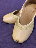 Champagne Gold Embroidered Punjabi Jutti – Handcrafted Ethnic Footwear with Elegant Zari Detailing for Weddings & Festive Wear