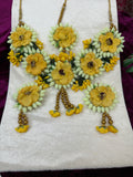 Handcrafted Floral Bridal Jewelry Set | Haldi & Mehendi Wedding Accessories | Artificial Flower Jewelry Style 8